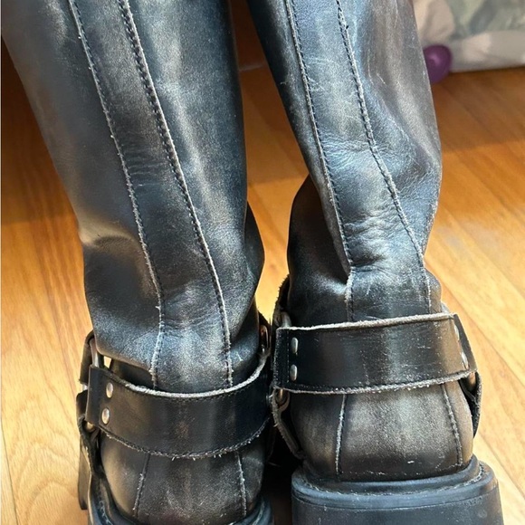 Distressed Moto Boot - Picture 2 of 3